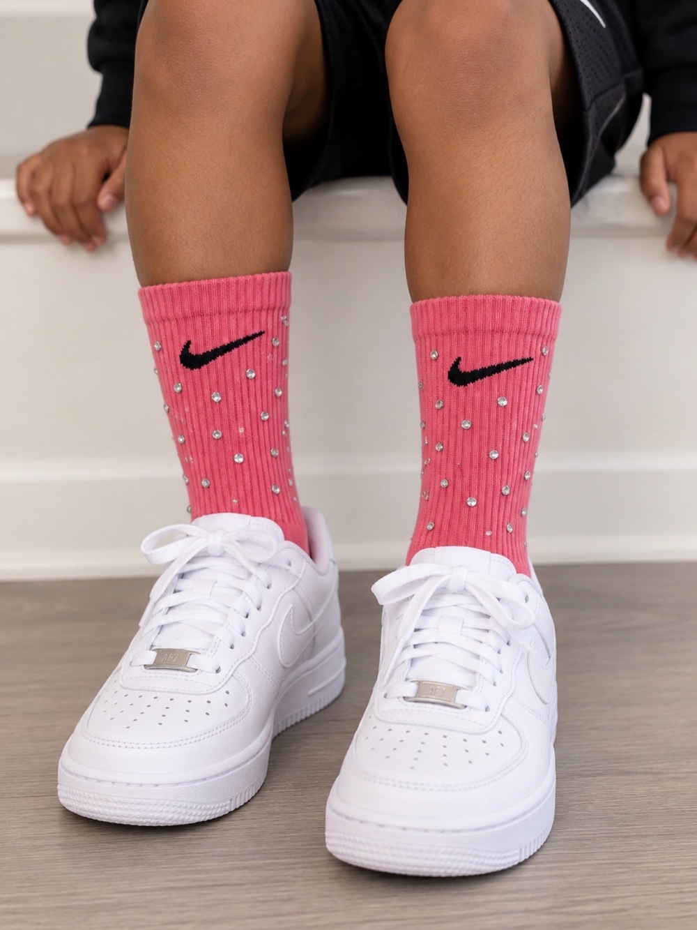 Pink Nike Bling Rhinestone Socks Kids/Youth NWOT - Picture 2 of 3
